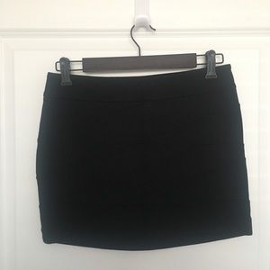 Black express mini skirt